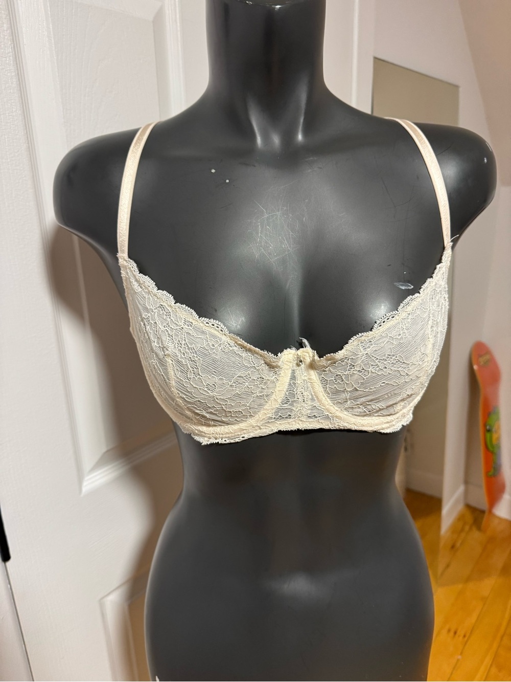 bra - Picture 3 of 6